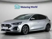 Begagnad Ford Focus ST-Line 125 HK (91 kW) 2024 Silver Halvkombi