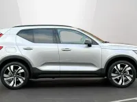 Usado Volvo XC40 Ultra 194 CV (142 kW) 2025 Plateado SUV