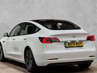 Usado Tesla Model 3 Standard Range 366 kW (498 HP) 2021 Branco Sedan