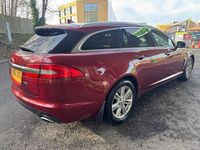 Used Jaguar XF Sportbrake Luxury 240 HP (176 kW) 2012 Red Estate