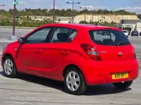 Used Hyundai i20 Comfort 2011 Red Hatchback