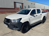 Used Toyota HiLux Active 150 HP (110 kW) 2018 White Pickup