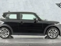 Used Mini Cooper Hatch 154 HP (113 kW) 2024 Black Hatchback
