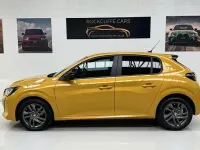 Used Peugeot 208 Active Premium 75 HP (55 kW) 2022 Yellow Hatchback