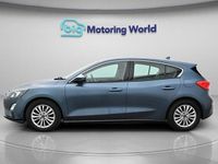 Used Ford Focus Titanium 125 HP (91 kW) 2020 Blue Hatchback