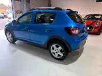 Used Dacia Sandero Lauréate 90 HP (66 kW) 2013 Blue Hatchback