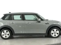Usado Mini Cooper Classic 136 HP (100 kW) 2022 Cinzento Citadino