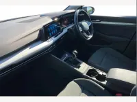 Gebraucht VW Golf VIII Life 130 PS (95 kW) 2023 Grau Kleinwagen