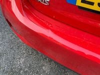 Usado Toyota Yaris Design 2017 Vermelho Citadino