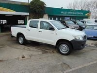 Used Toyota HiLux Active 144 HP (105 kW) 2014 White Pickup