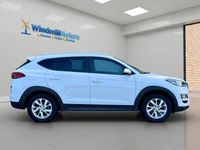 Used Hyundai Tucson SE 177 HP (130 kW) 2019 White SUV