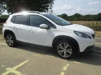 Used Peugeot 2008 Allure 97 HP (71 kW) 2016 White SUV