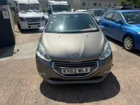 Used Peugeot 208 Allure 68 HP (50 kW) 2012 Grey Hatchback