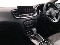 Usado Kia XCeed 141 HP (103 kW) 2023 Preto SUV