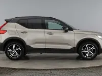 Used Volvo XC40 R-Design 161 HP (118 kW) 2022 SUV