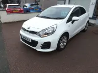 Used Kia Rio 84 HP (61 kW) 2016 White Hatchback