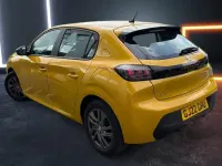 Używany Peugeot 208 Active Premium 75 KM (55 kW) 2022 Hatchback