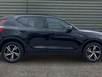 Usado Volvo XC40 R-Design 163 HP (119 kW) 2021 SUV