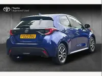 Second-hand Toyota Yaris Hybrid Design 116 CP (85 kW) 2023 Albastru Hatchback