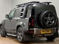 Used Land Rover Defender SE Dynamic 245 HP (180 kW) 2023 Black SUV
