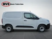 Used Citroën Berlingo 100 HP (73 kW) 2023 White MPV