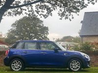 Used Mini Cooper Classic 136 HP (100 kW) 2020 Blue Hatchback