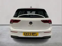 Used VW Golf VIII Life 110 HP (80 kW) 2023 White Hatchback