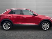 Used VW T-Roc Style 110 HP (80 kW) 2022 Kings red SUV