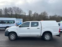 Used Toyota HiLux 144 HP (105 kW) 2013 White Pickup