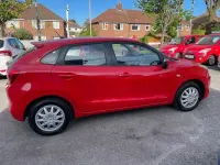 Usado Suzuki Baleno SZ3 90 CV (66 kW) 2019 Rojo Utilitario