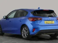 Used Ford Focus ST-Line 155 HP (114 kW) 2023 Blue Hatchback