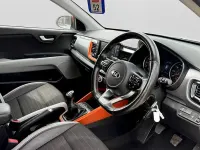Used Kia Stonic 120 HP (88 kW) 2019 White SUV