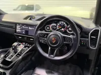 Used Porsche Cayenne 462 HP (339 kW) 2020 Black SUV