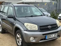Used Toyota RAV4 147 HP (108 kW) 2003 Grey SUV