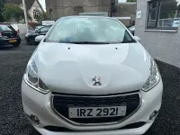 Used Peugeot 208 Active 68 HP (50 kW) 2014 White Hatchback