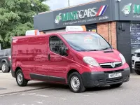 Used Vauxhall Vivaro 90 HP (66 kW) 2013 Red MPV