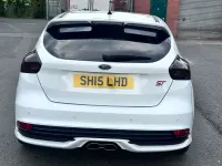 Used Ford Focus ST 185 HP (136 kW) 2015 White Hatchback