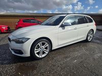 Begagnad BMW 320 Sport Line 2015 Vit Kombi