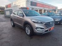 Used Hyundai Tucson SE 177 HP (130 kW) 2017 White sand SUV