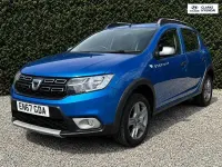 Used Dacia Sandero Lauréate 90 HP (66 kW) 2017 Blue Hatchback