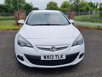 Second-hand Vauxhall Astra GTC SRi 140 CP (102 kW) 2013 Alb Hatchback