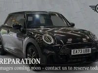 Usado Mini Cooper Hatch 134 HP (98 kW) 2024 Preto Citadino