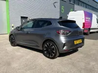 Usado Renault Clio V Techno 140 HP (102 kW) 2024 Cinzento