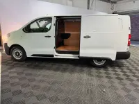 Usado Vauxhall Vivaro 2024 Branco Monovolume