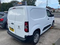 Used Peugeot Partner 2021 White MPV