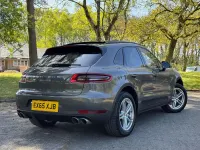 Used Porsche Macan 258 HP (189 kW) 2015 Grey SUV