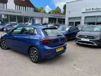 Used VW Polo Life 95 HP (69 kW) 2023 Blue Hatchback