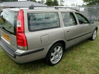 used Volvo V70 2.4