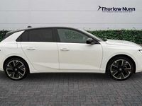 Used Vauxhall Astra Ultimate 114 kW (156 HP) 2025 White Hatchback