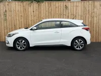 Used Hyundai i20 SE 84 HP (61 kW) 2015 White Coupe